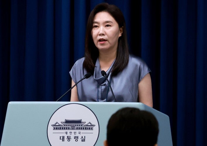 대통령실, <b>강선우 사퇴</b>에 “국민 눈높이 맞는 후보자 찾겠다”