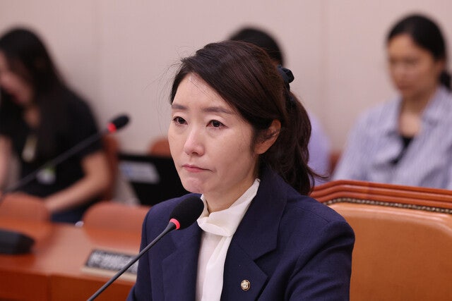 [단독] <b>강선우</b> <b>사퇴</b>, 이 대통령이 결단 내렸다…비서관 통해 뜻 전달