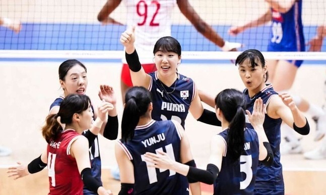 한국 <b>여자배구</b>, 안방서 열린 국제대회서 <b>아르헨티나</b>에 1-3 <b>패배</b>