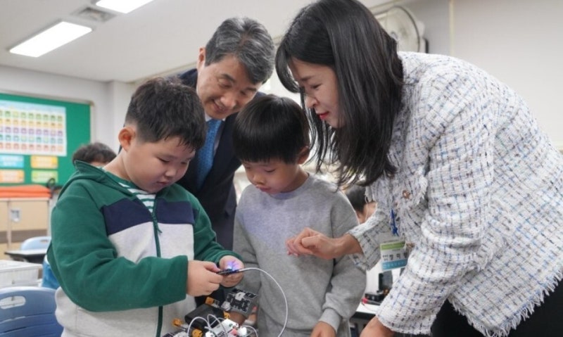이주호 전 장관 격찬했던 ‘부산형 늘봄학교’ 시행 1년 만에 ‘삐걱’