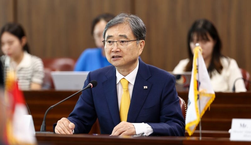 [단독] “트럼프, 농축산물 관련 수용 어려운 요구”…외교장관 급거 미국행