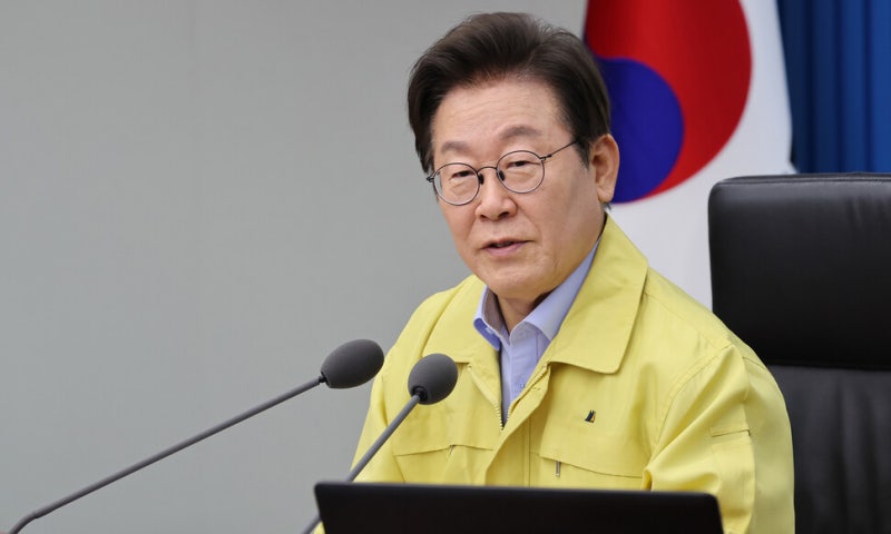 이 대통령, 회담 앞 “위안부·강제동원 한·일 합의 뒤집진 않겠다”