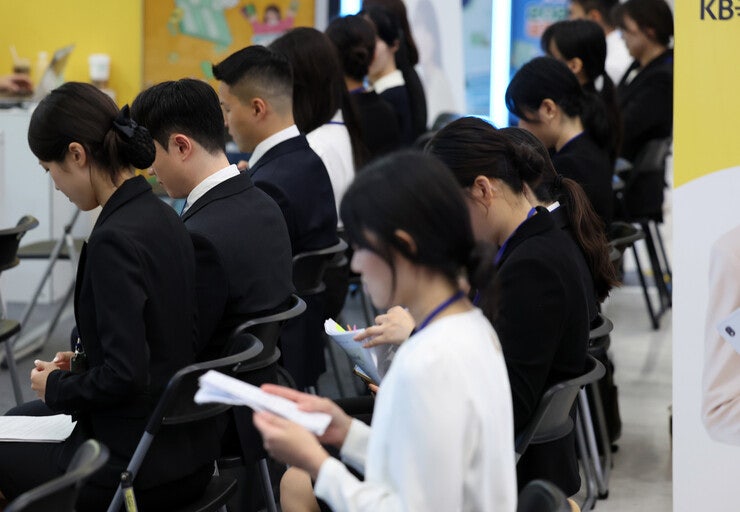 내년부터 고용 시장에 ‘저출생 쇼크’ 본격 나타난다