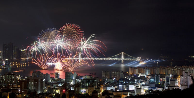부산불꽃축제 앞두고 하루 숙박비 183만원…또 바가지요금 기승
