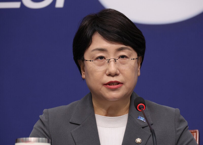 [속보] ‘<b>성비위 파문</b>’ <b>조국혁신당</b> 지도부 전원 사퇴
