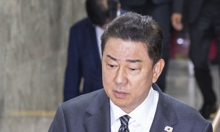 <b>김병기</b> “<b>정청래</b>한테 사과하라 그래!”…여당 투톱 <b>특검법</b> 두고 <b>충돌</b>