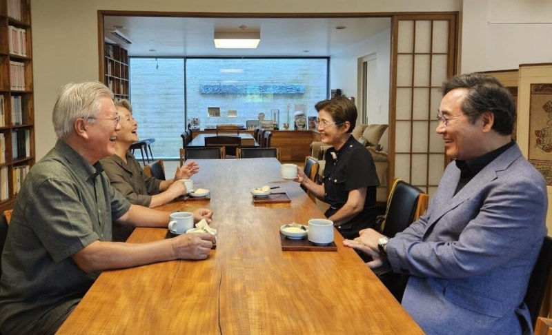이언주, <b>이낙연</b> 만난 문 전 대통령에 “굳이 왜, 이해 안 가”