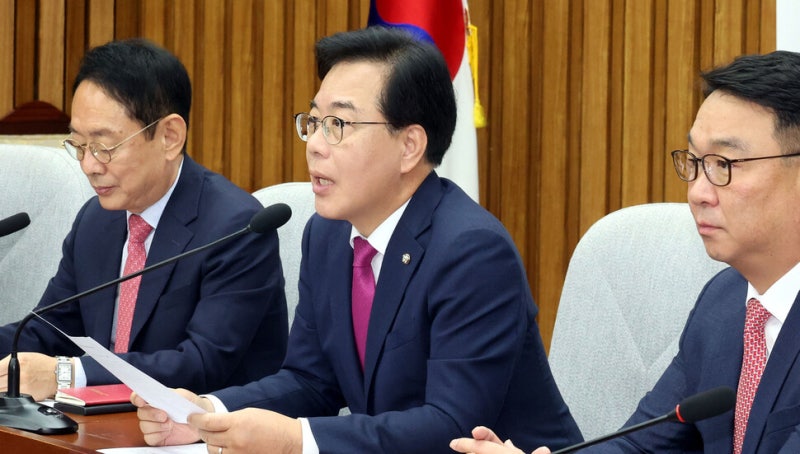 송언석 “<b>조희대 청문회</b>, 대한민국 삼권분립 사망일 될 것”