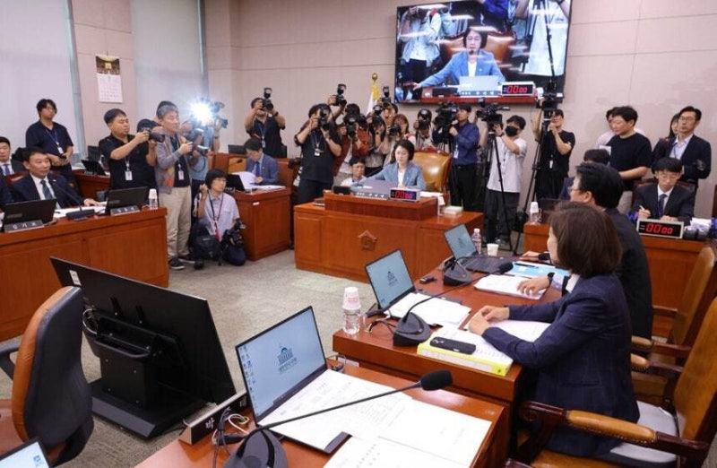 ‘친명’ 김영진, 법사위 강경파 비판…“대법원장 청문회 급발진”