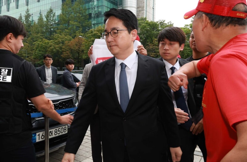피의자 심우정, 채 상병 특검 출석…‘<b>이종섭 도피</b>성 출국’ 조사