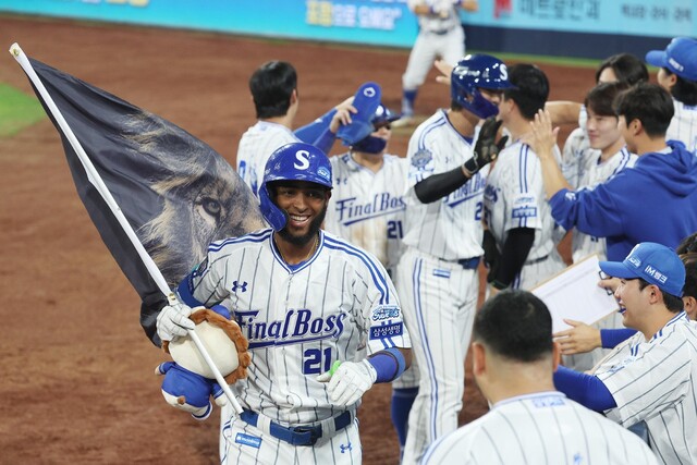 삼성 <b>디아즈</b>, 외국인 첫 <b>50홈런</b>…<b>50홈런</b>-<b>150타점</b> 신기록