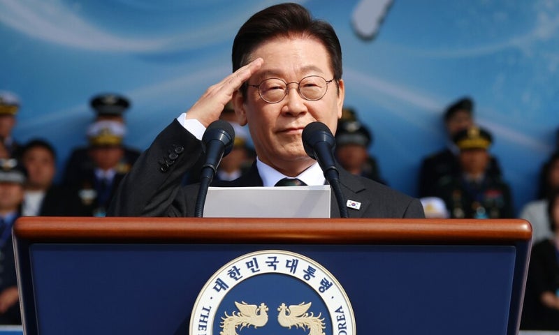 이 대통령 “군 통수권자로서 ‘<b>불법계엄 잔재</b>’ 말끔히 <b>청산</b>하겠다”