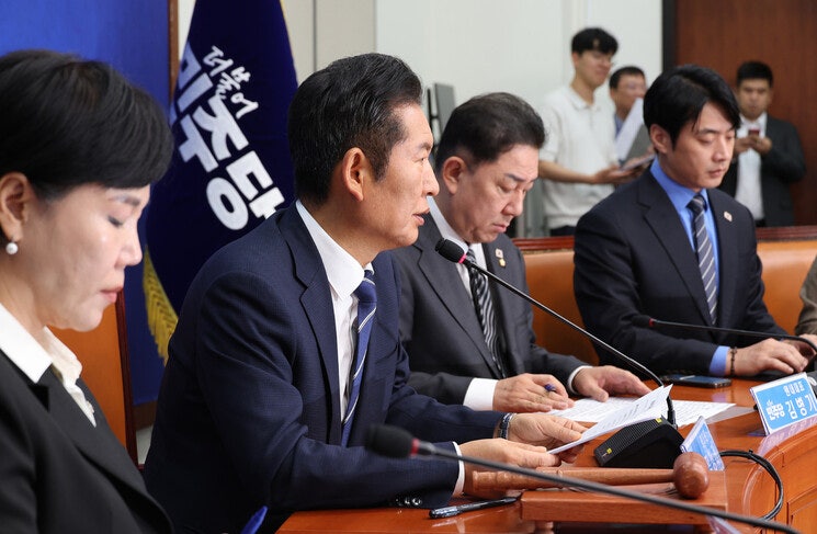 지방선거 6개월 앞…민주당 ‘시도당위원장 사퇴’ 이어질 듯