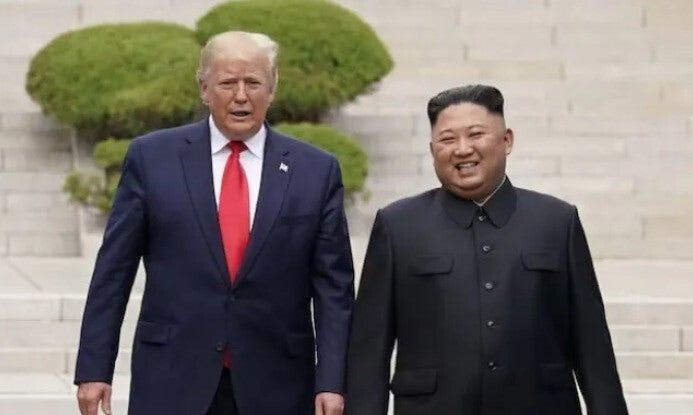 백악관 “김정은과 조건 없는 대화 열려 있어”…‘깜짝 회동’ 열릴까