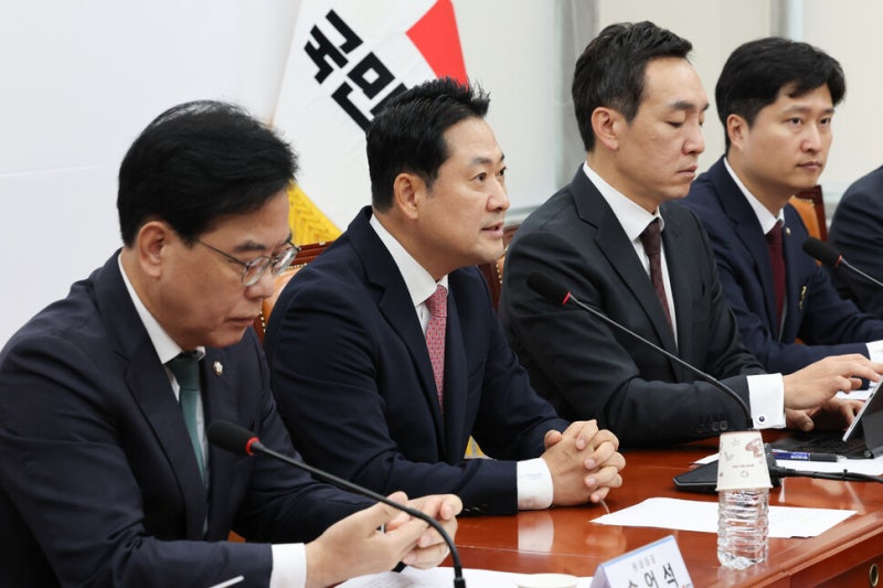 이재명 정부 첫 국감 벼르는 국힘…‘김현지 <b>출석</b>’ 총공세