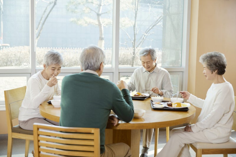 정치권, 경로당 ‘주 5회 식사’ 약속했지만…내년 부식비 예산은 ‘0원’