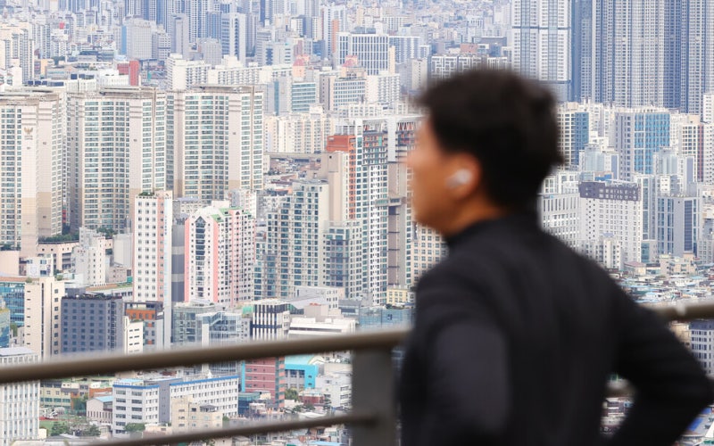 [속보] 대통령실 “<b>부동산 감독 조직</b> 신설, 의심 거래 전수조사”