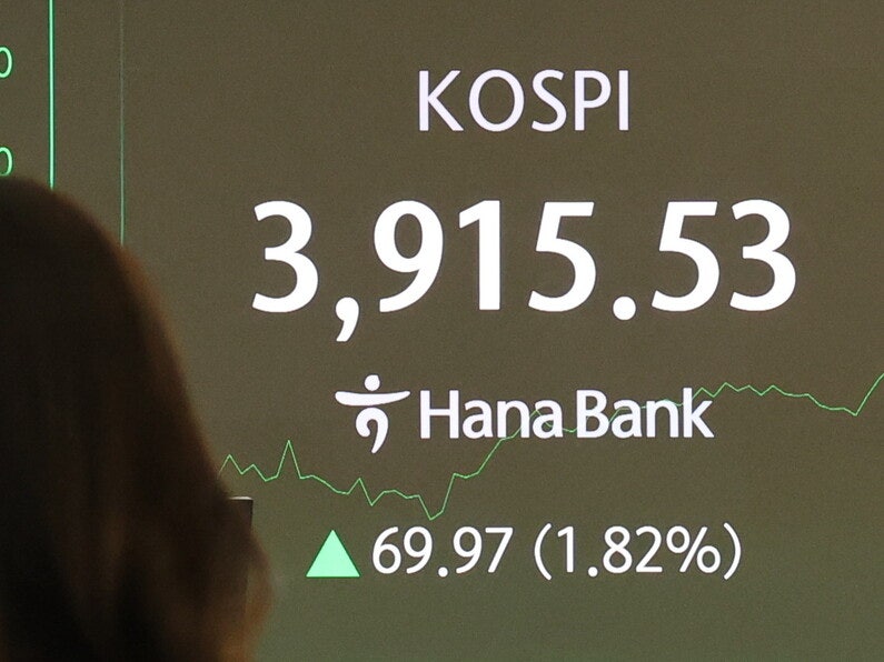 ‘부동산·불장’ 한달 새 예금 20조 빠졌다…마통 잔액도 급증