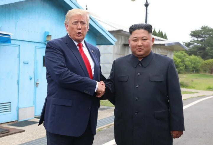 트럼프 손짓에도 침묵뿐인 김정은…2019년과 다른 분위기, 왜?