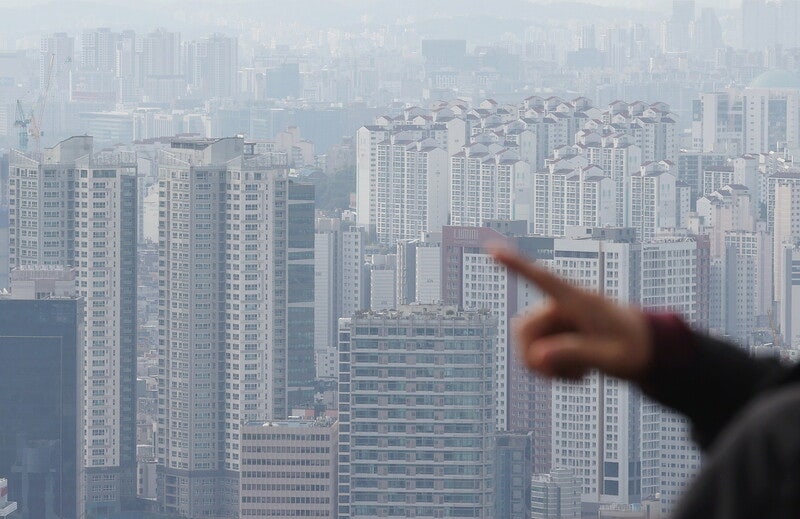 [사설] 젊을수록 심각한 자산 불평등, 정책적 관심 높여야
