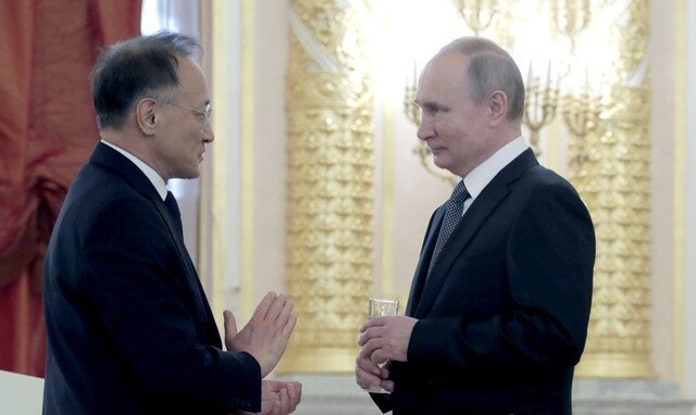 이석배 주러대사 임명…주교황청대사에 신형식