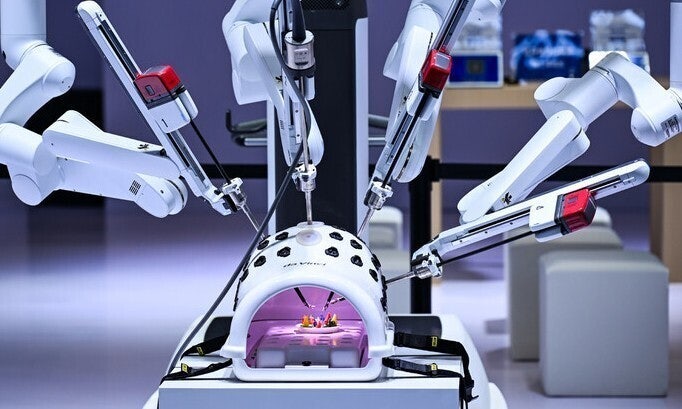 “한국 생산현장 로봇 도입, 일자리 대체보다 늘리는 효과 더 컸다”