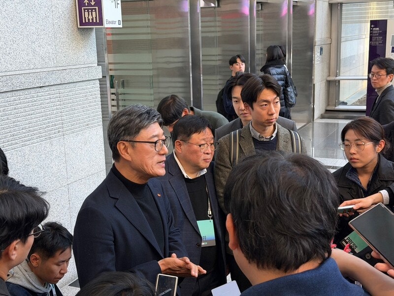 0002774464_001_20251103185432367.jpg?type=w800