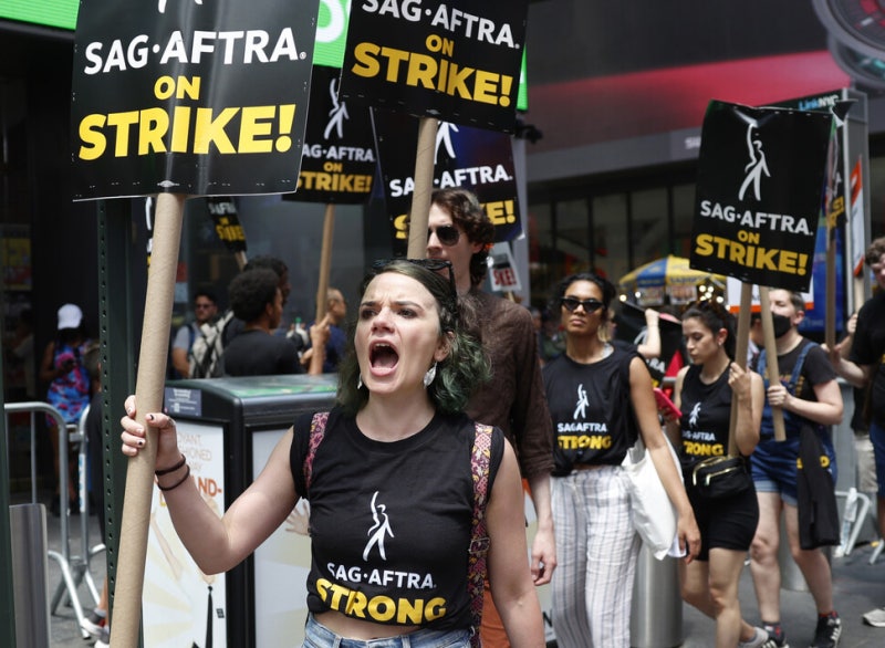 0002775514_001_20251110070212957.jpg?type=w800