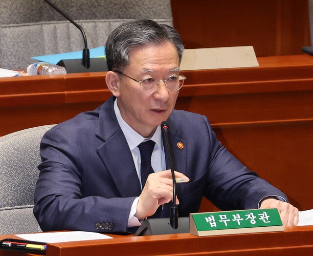 정성호 “대장동 <b>항소 포기</b> 때문에 사퇴? 바람직하지 않아”