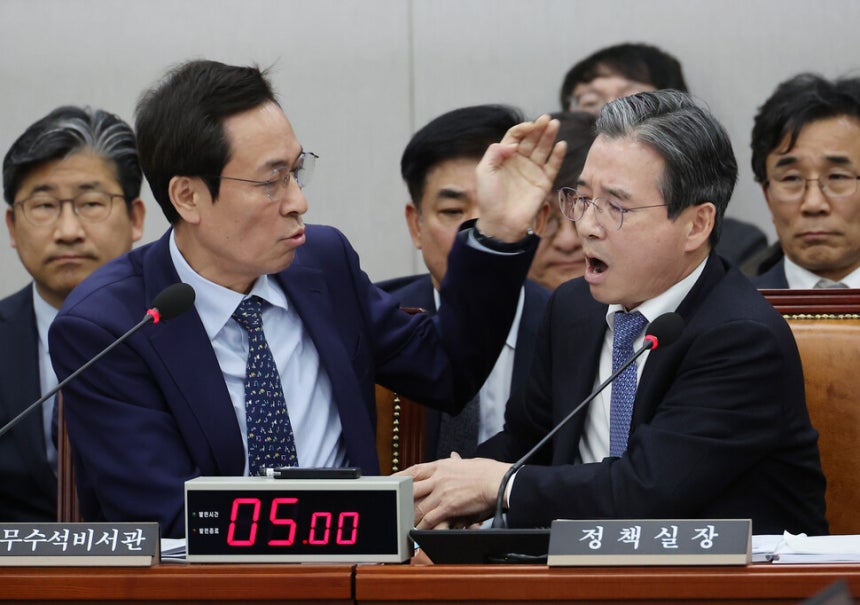 국회 운영위서 딸 전세 언급에 정책실장 김용범 격분 소동