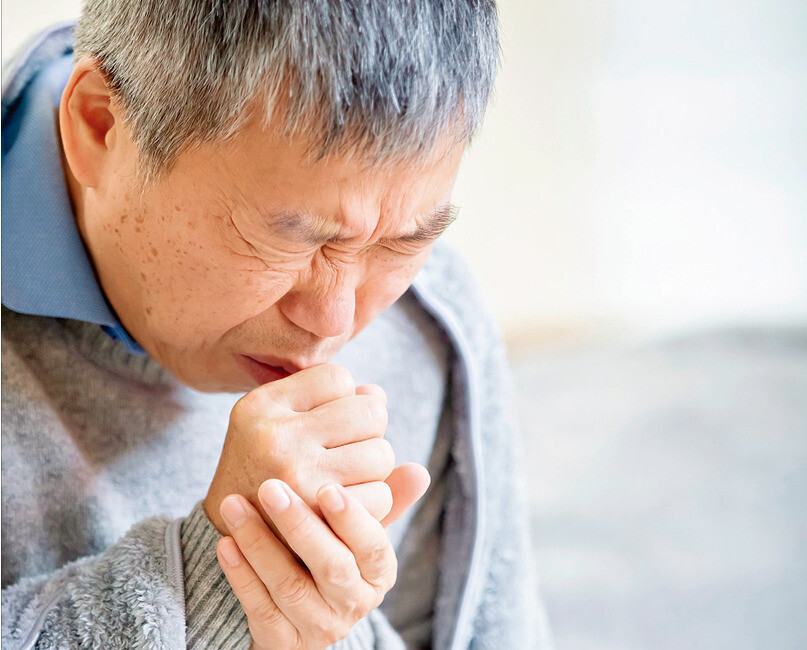 최근 심상치 않은 확장세를 보이는 호흡기세포융합바이러스(RSV) 감염증은 초기 증상이 감기와 비슷해 증상만으로 질환을 구별하기가 쉽지 않다. 하지만 RSV는 상기도에서 시작해 하기도(기관지·세기관지)까지 병변이 확장