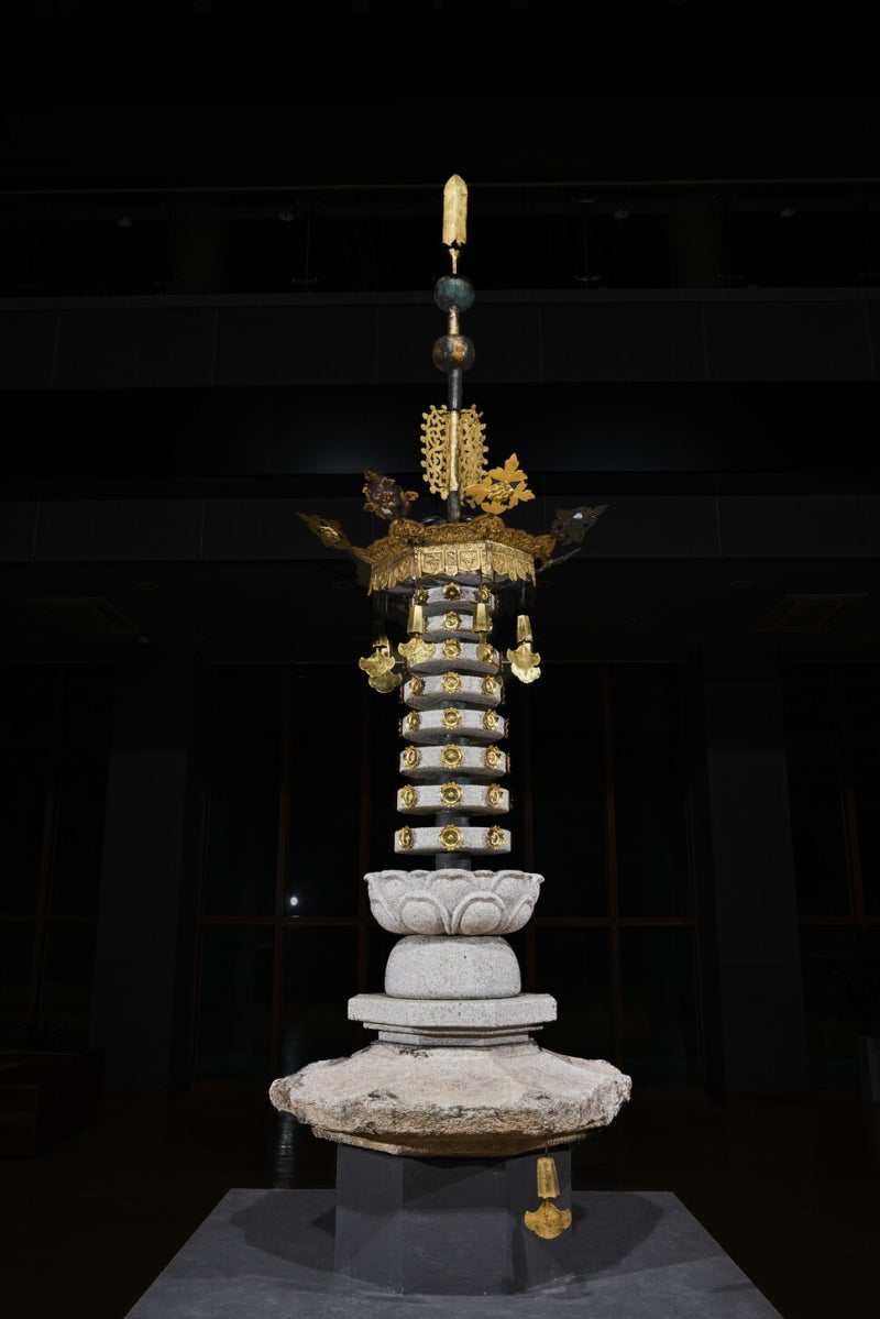 지상에 내려온 ‘국보 팔각9층석탑 머리 장식’