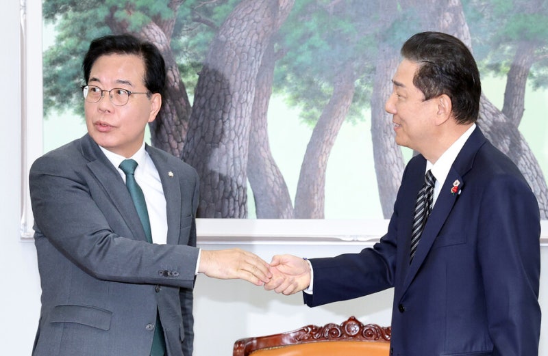 “시한 내 처리”-“포퓰리즘 예산 삭감”…내년도 예산안 협상 막판 진통