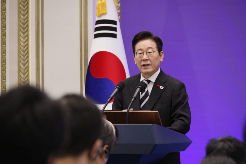 이 대통령 “12월3일 ‘국민주권의 날’ 법정공휴일 지정 추진”