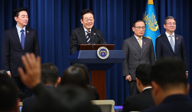 이 대통령 “내란 가담자 엄정 처벌, 깊이 반성땐 포용”