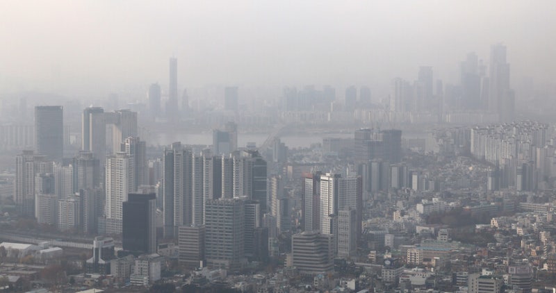 [사설] 자산 불평등 최악, 격차 완화 특단의 조처 취해야