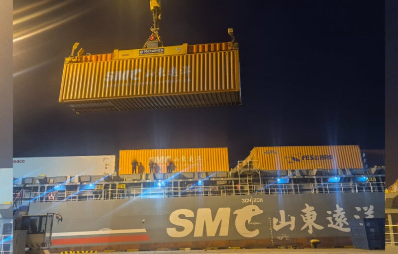 제주~칭다오 화물선, 빈 배로 갔다가 컨테이너 달랑 3개 싣고 �오기도