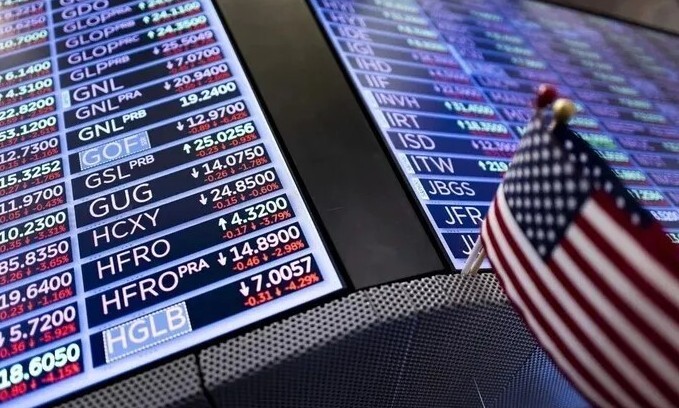 2025년 4월 7일 미국의 뉴욕증권거래소 현장에 설치된 스크린에 주가가 표시되고 있다.뉴욕/EPA 연합뉴스