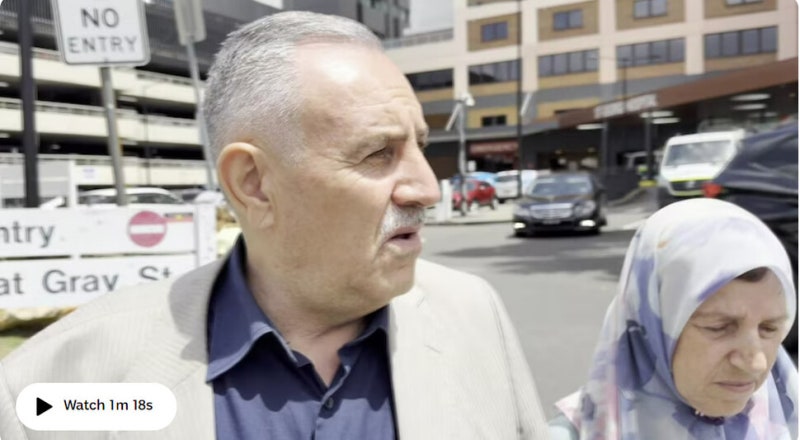 ‘시드니 총격범’ 맨손 제압…시민 영웅은 시리아계 과일가게 주인