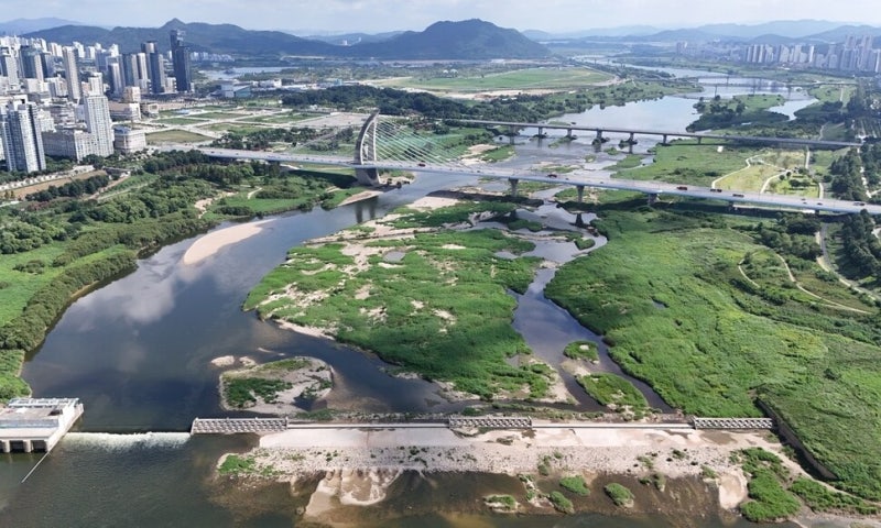 정부 “4대강 16개 보 철거·개방 여부, 내년에 모두 결정”