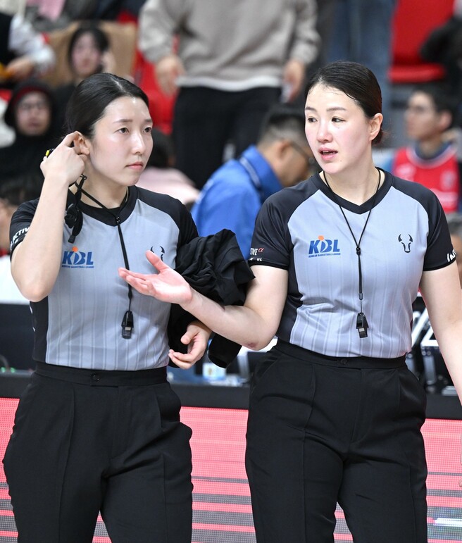 KBL 최초로 ‘여성 심판 2명’ 한 코트에…“당연하게 인식되도록 최선”