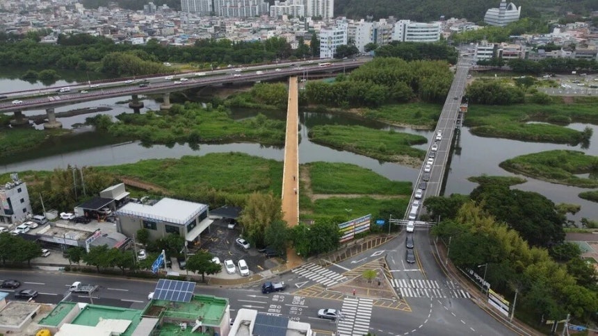 2023년 국가유산청이 찍은 울산 신삼호교(왼쪽부터),<a href=