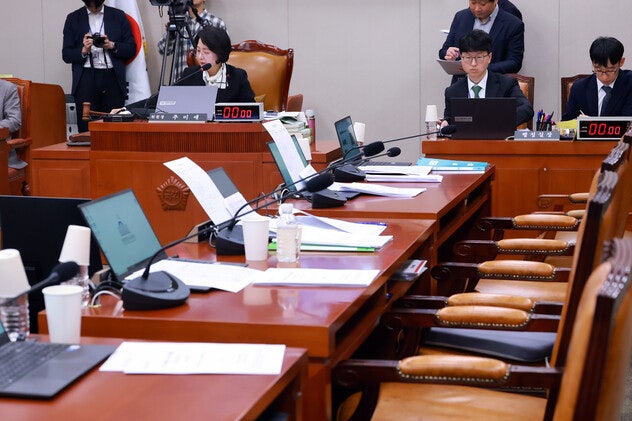 민주당 ‘정보통신망법’ 위헌 논란 일자 또 “수정”…졸속 자인