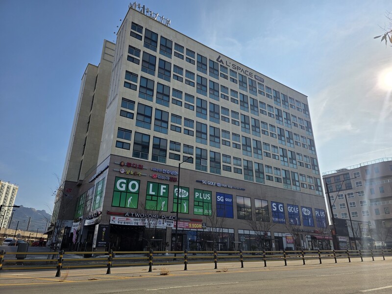 보증금 미반환 피해가 속출한 경기 고양시 지축동 ㅇ오피스텔 모습.송상호 기자