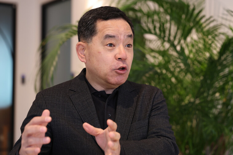 임철의 진실화해위 조사7과 조사관이 19일 오후 서울 중구의 한 카페에서 한겨레와 만나 인터뷰하고 있다.김태형 기자 