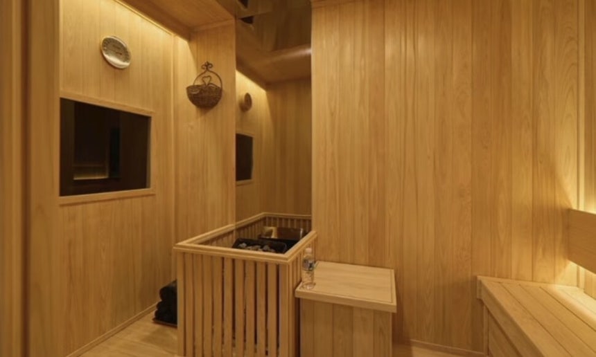 윤석열 전 대통령 재임 시절 서울 용산 대통령 집무실 안에 설치된 사우나의 모습.강훈식 대통령 비서실장 제공
