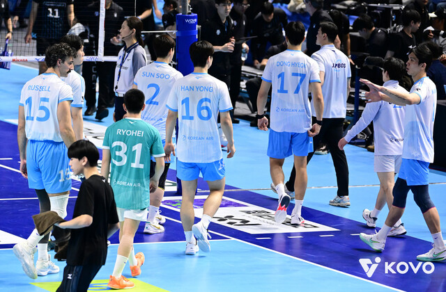 대한항공 덮친 부상 난기류…4경기서 3패 선두 자리 위태