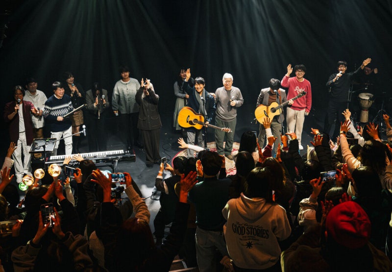 김광석 30주기 추모 열기…“그의 노래는 곧 ‘나의 이야기’”