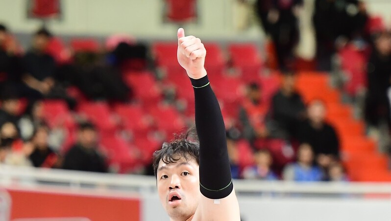 묵묵한 이승현의 가치…베테랑 선수의 노력, 팀을 구하다