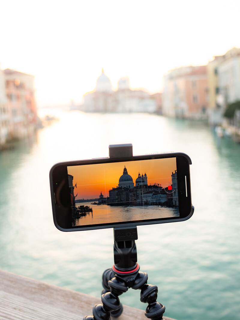 각종 촬영 액세서리는 더 좋은 결과물을 만드는 데 요긴하다.김성주 제공